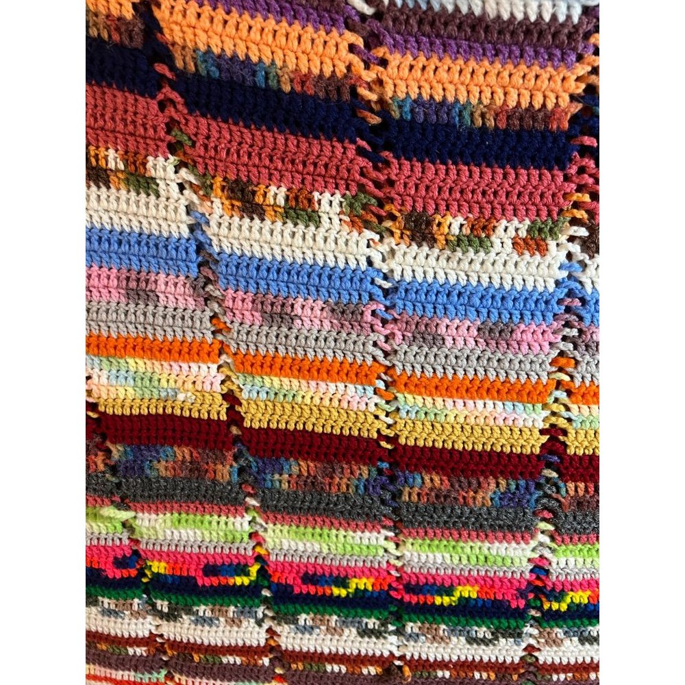 LARGE Handmade Knitted Blanket Afghan Bed Cover 134" (11 ft) x 62" Warm Gift - Picture 6 of 7